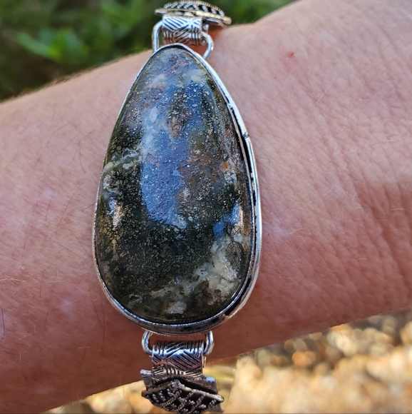 New Seraphinite Silver Bracelet. - Picture 12 of 13